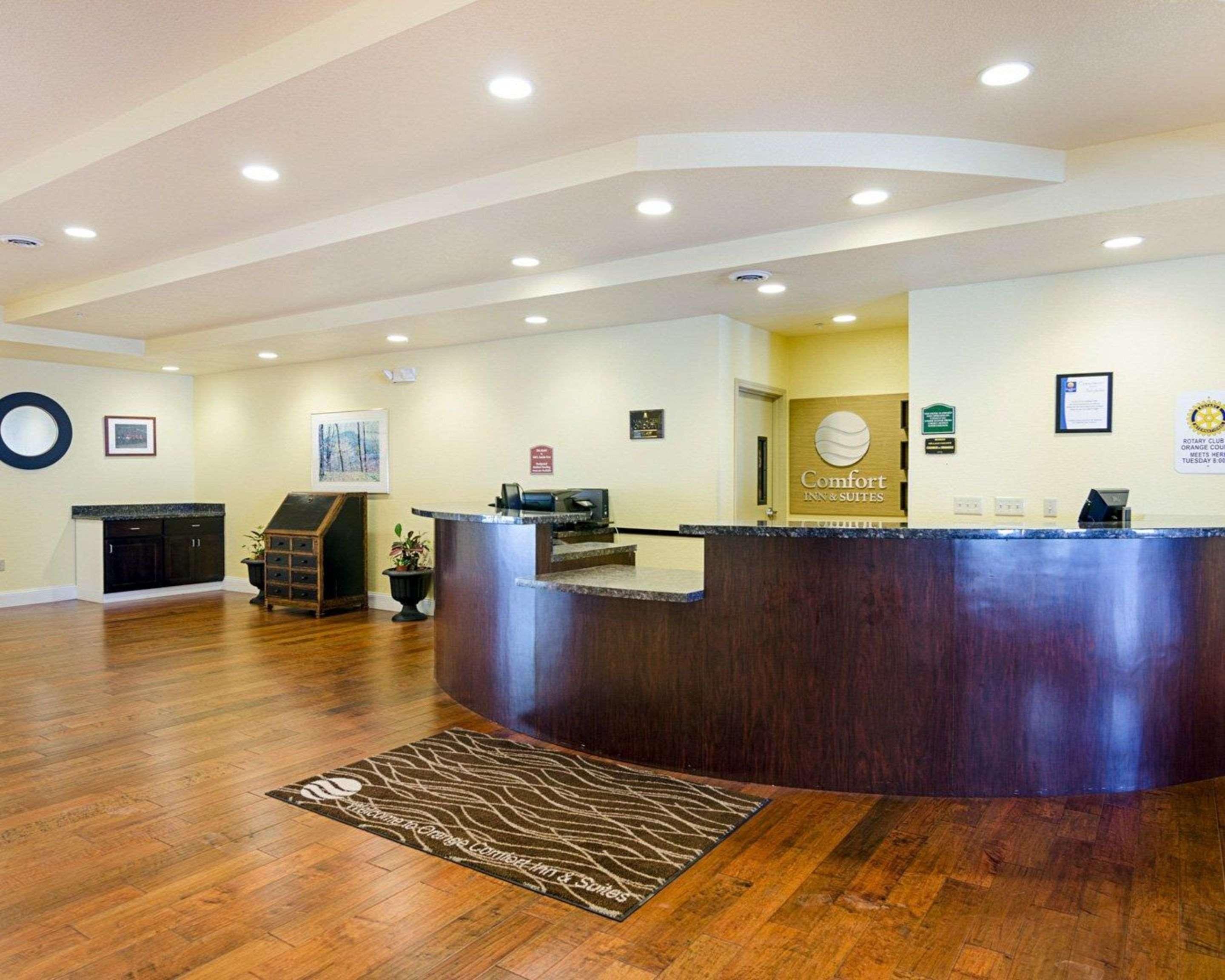 Comfort Inn & Suites Orange - Montpelier Extérieur photo