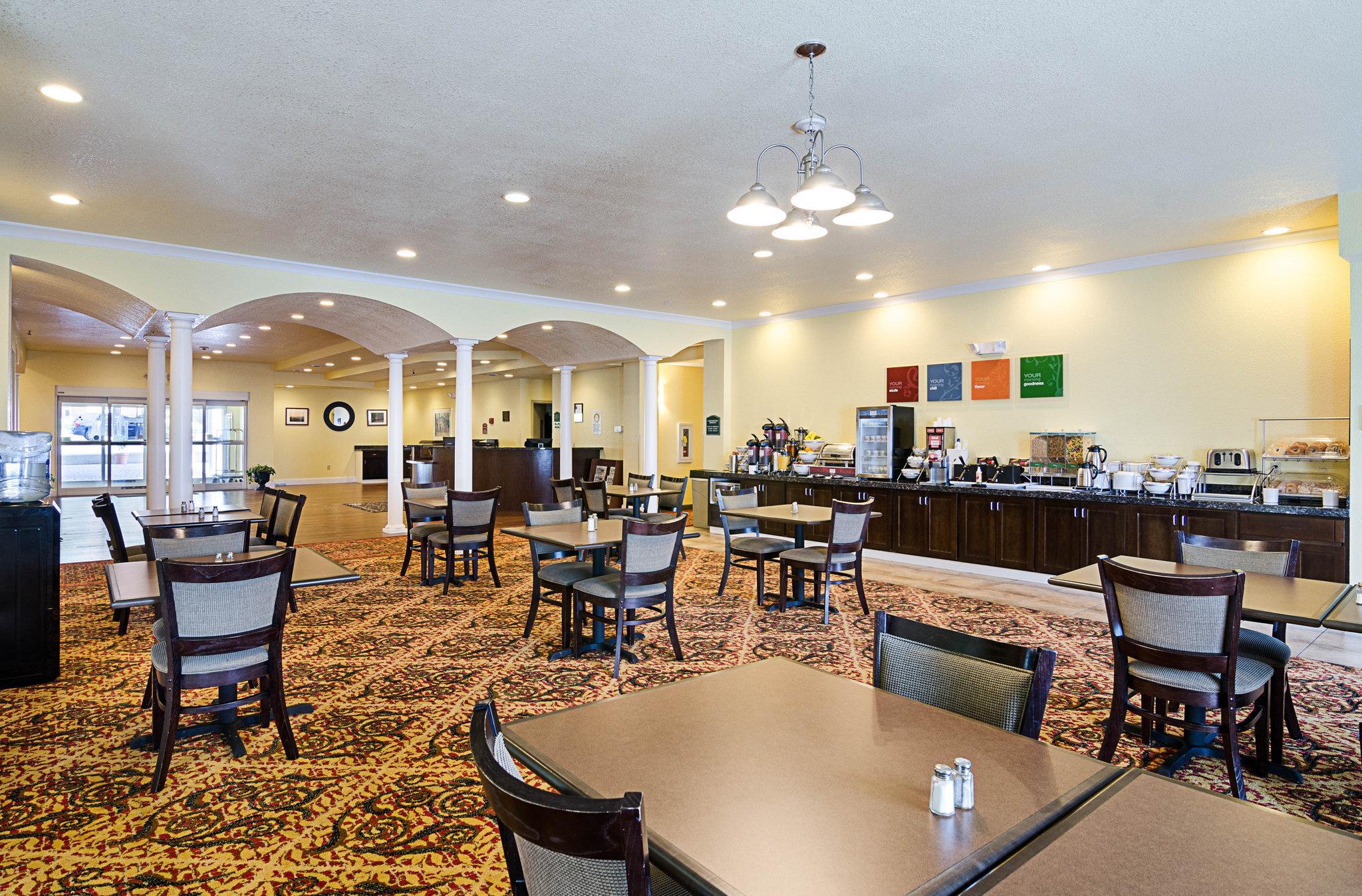 Comfort Inn & Suites Orange - Montpelier Extérieur photo