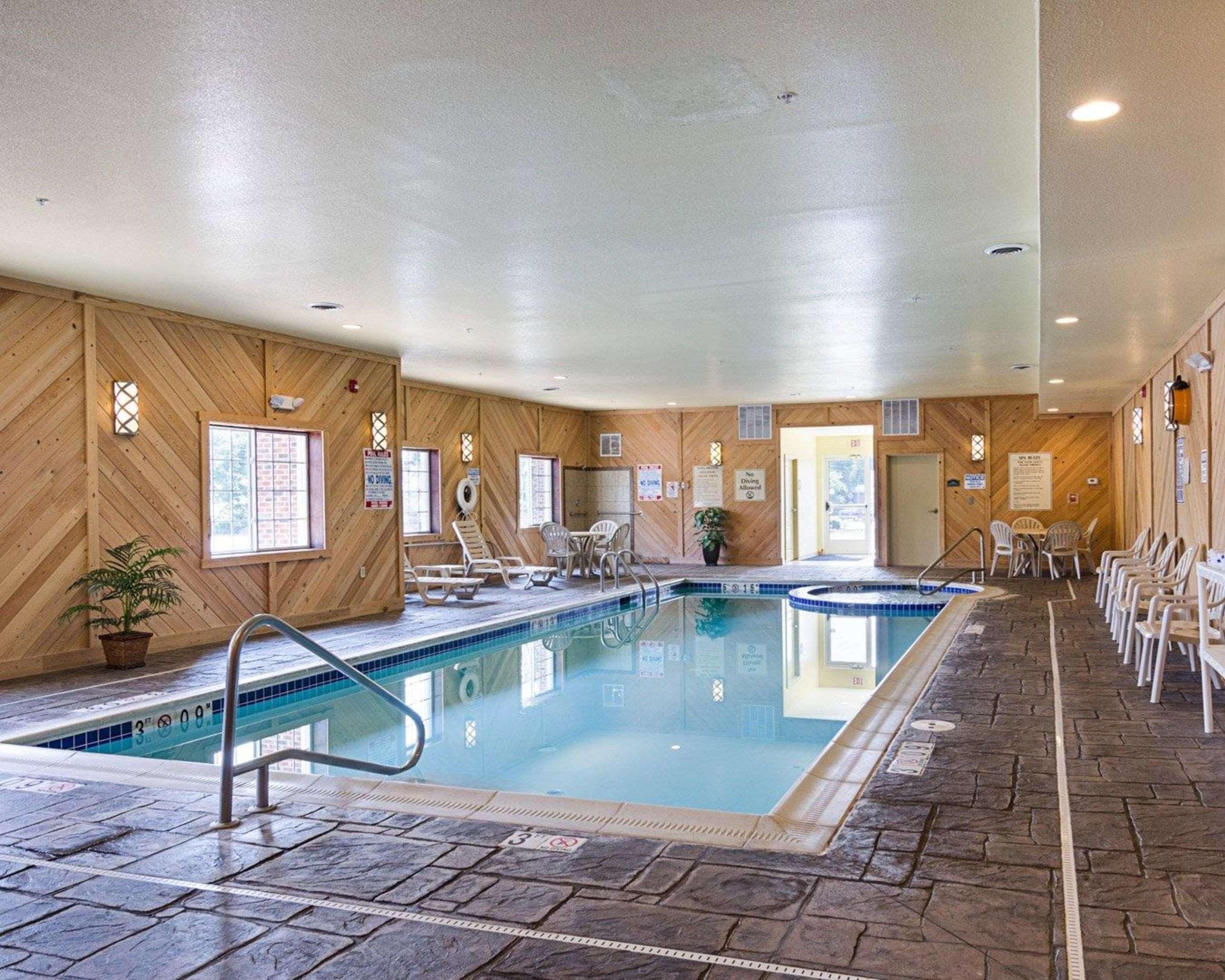Comfort Inn & Suites Orange - Montpelier Extérieur photo