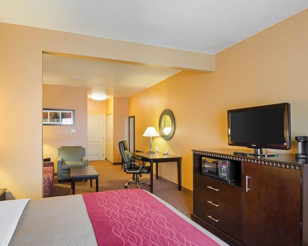 Comfort Inn & Suites Orange - Montpelier Extérieur photo