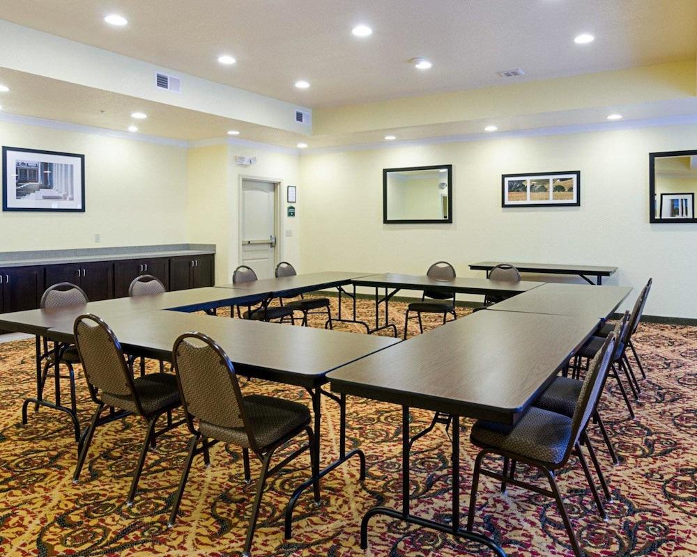 Comfort Inn & Suites Orange - Montpelier Extérieur photo