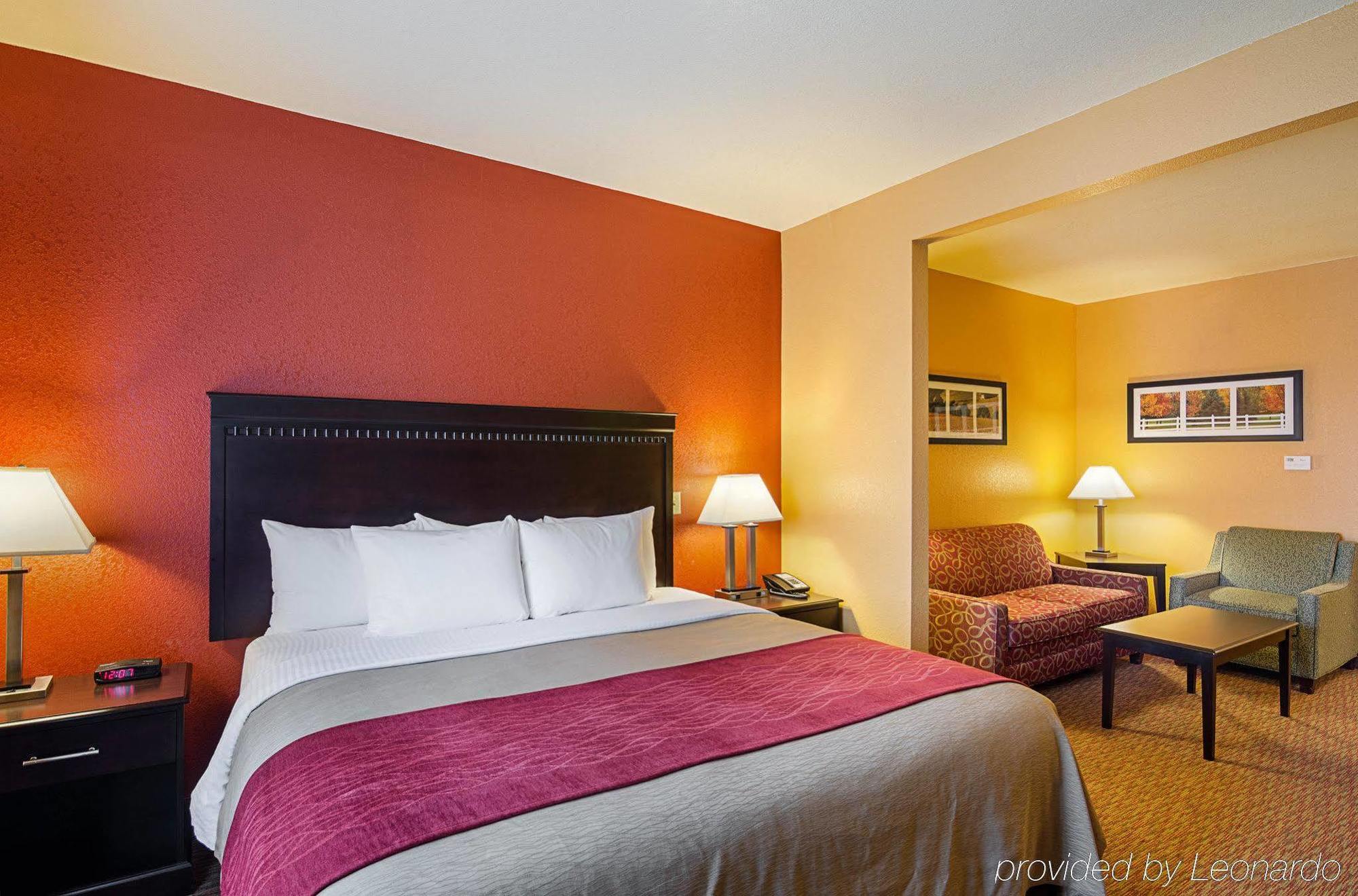 Comfort Inn & Suites Orange - Montpelier Extérieur photo