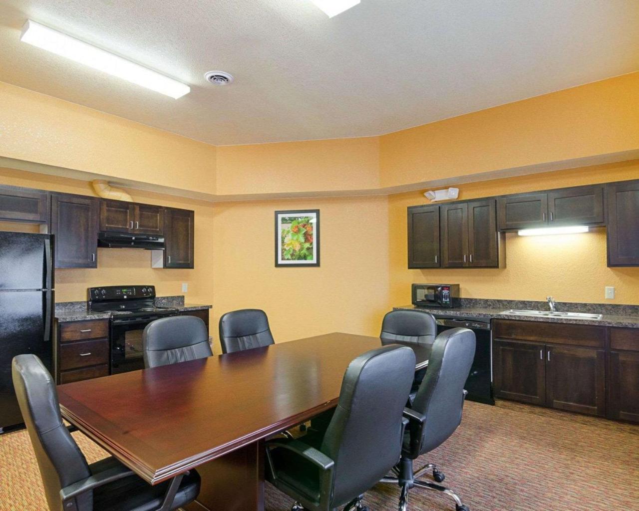 Comfort Inn & Suites Orange - Montpelier Extérieur photo